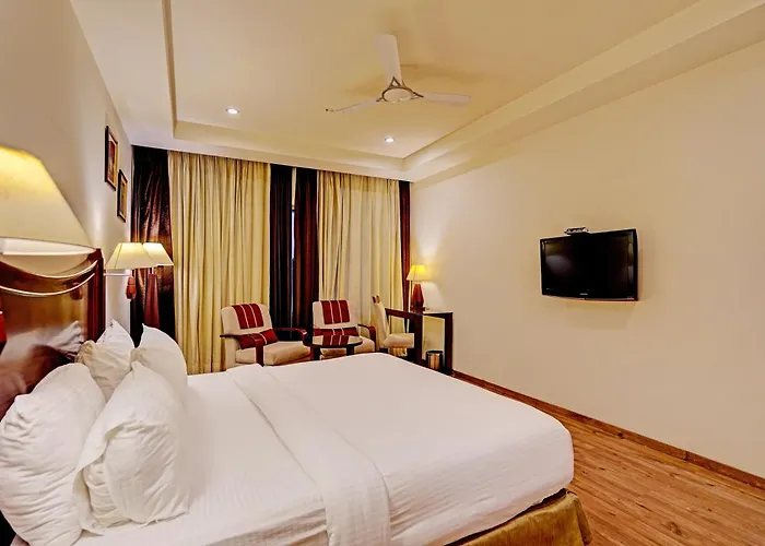 Superior King Room